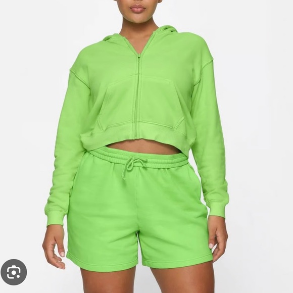 Skims neon green French Terry shorts - Picture 1 of 4